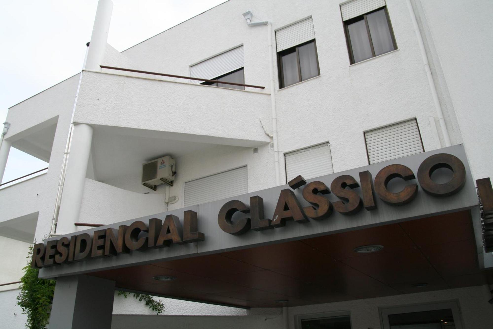 Residencial Classico Vila Real Buitenkant foto
